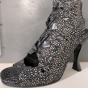 Fluevog open-toe lace up platform shoe